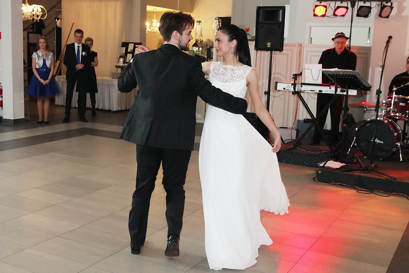 Aleksandra i Mateusz - pierwszy taniec weselny